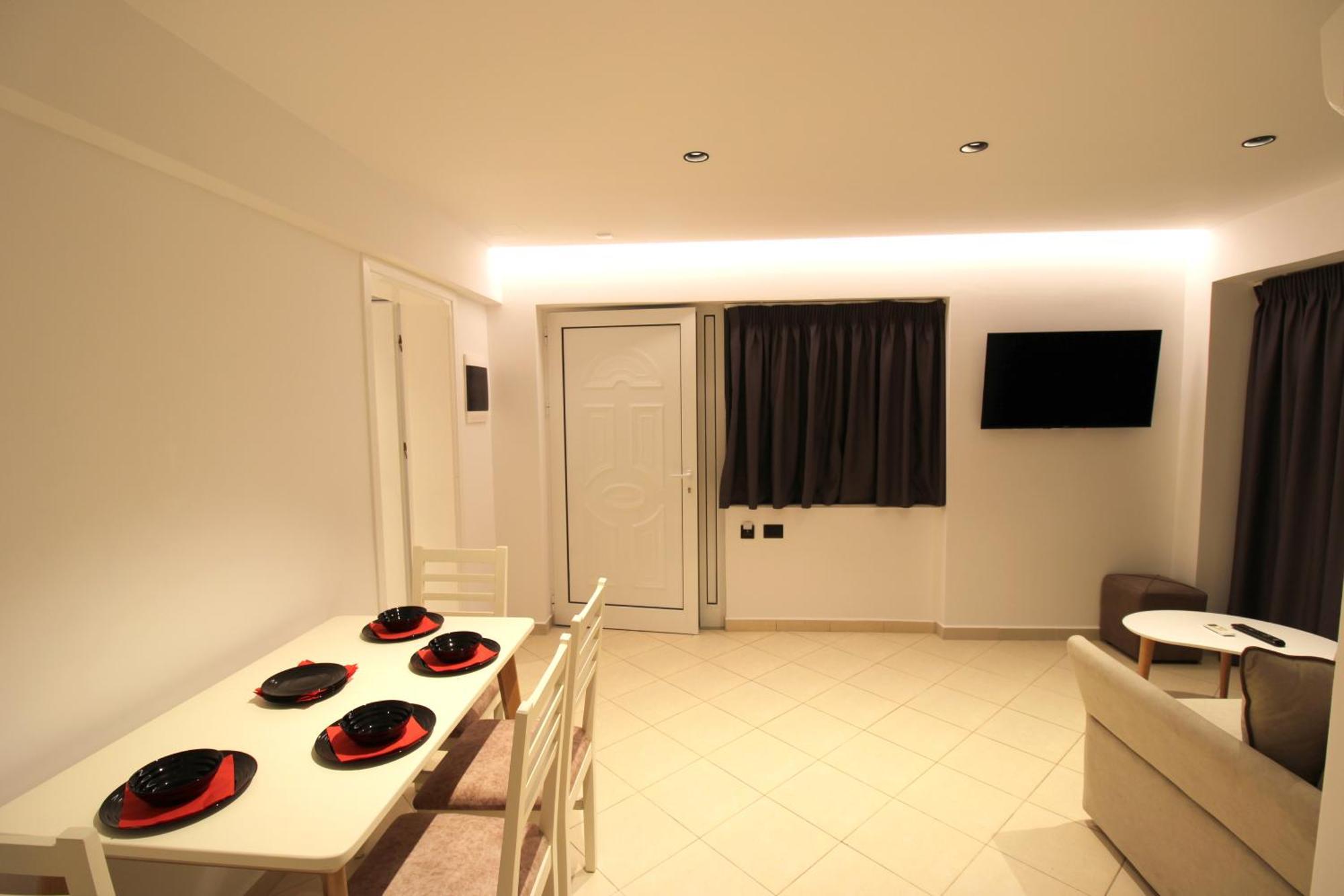 Melina'S Seaside Retreat Lejlighedshotel Ksamil Eksteriør billede