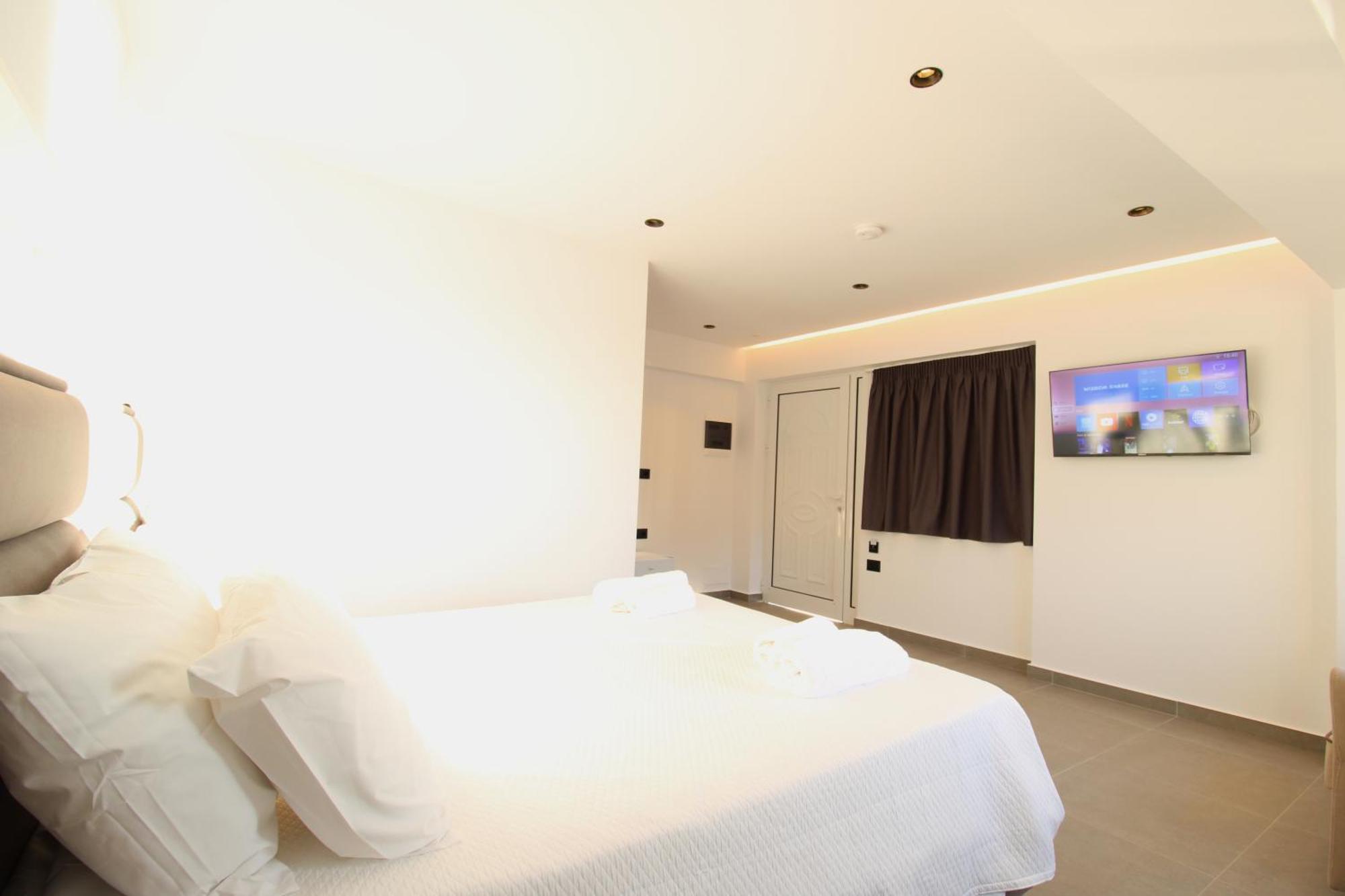 Melina'S Seaside Retreat Lejlighedshotel Ksamil Eksteriør billede