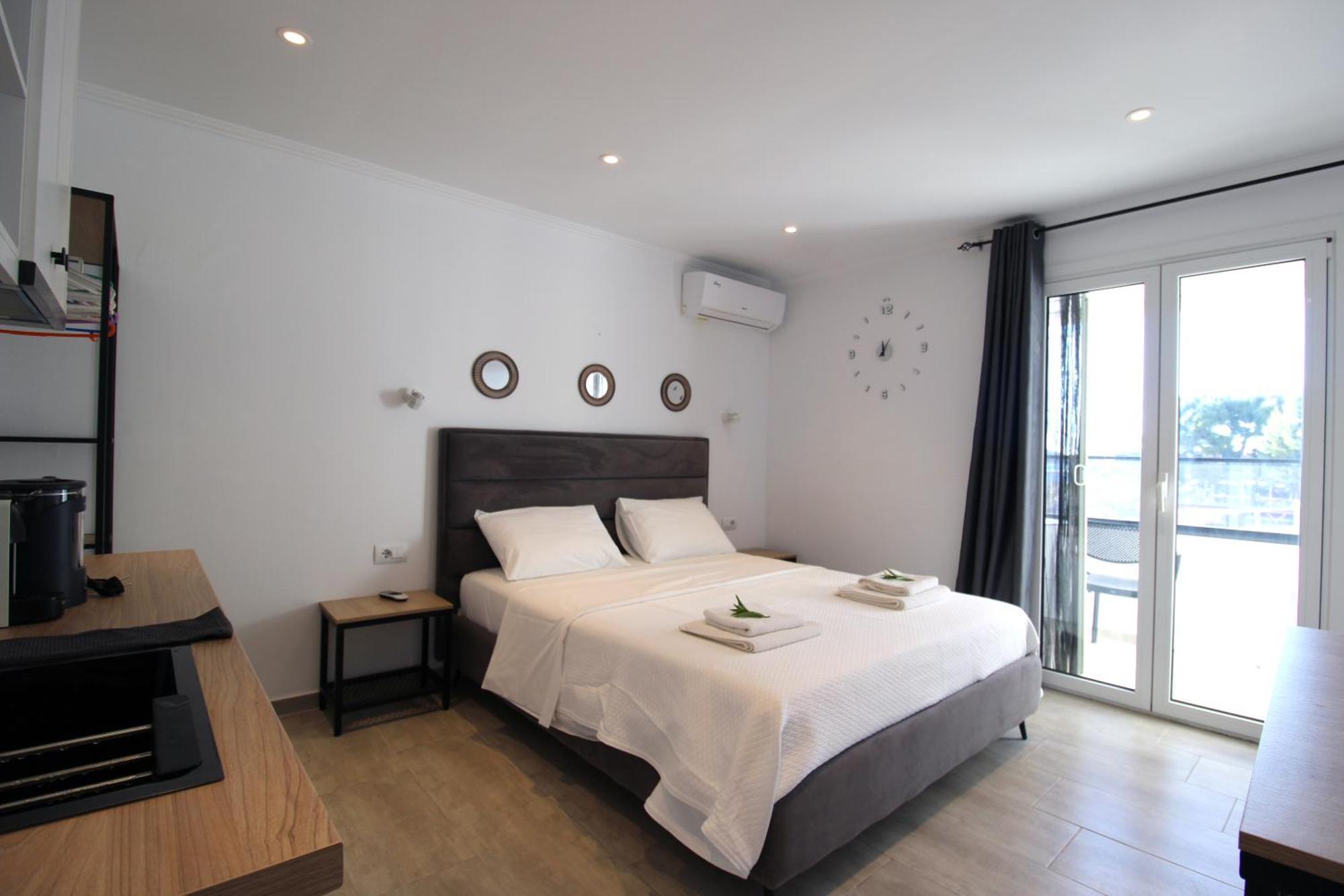 Melina'S Seaside Retreat Lejlighedshotel Ksamil Eksteriør billede